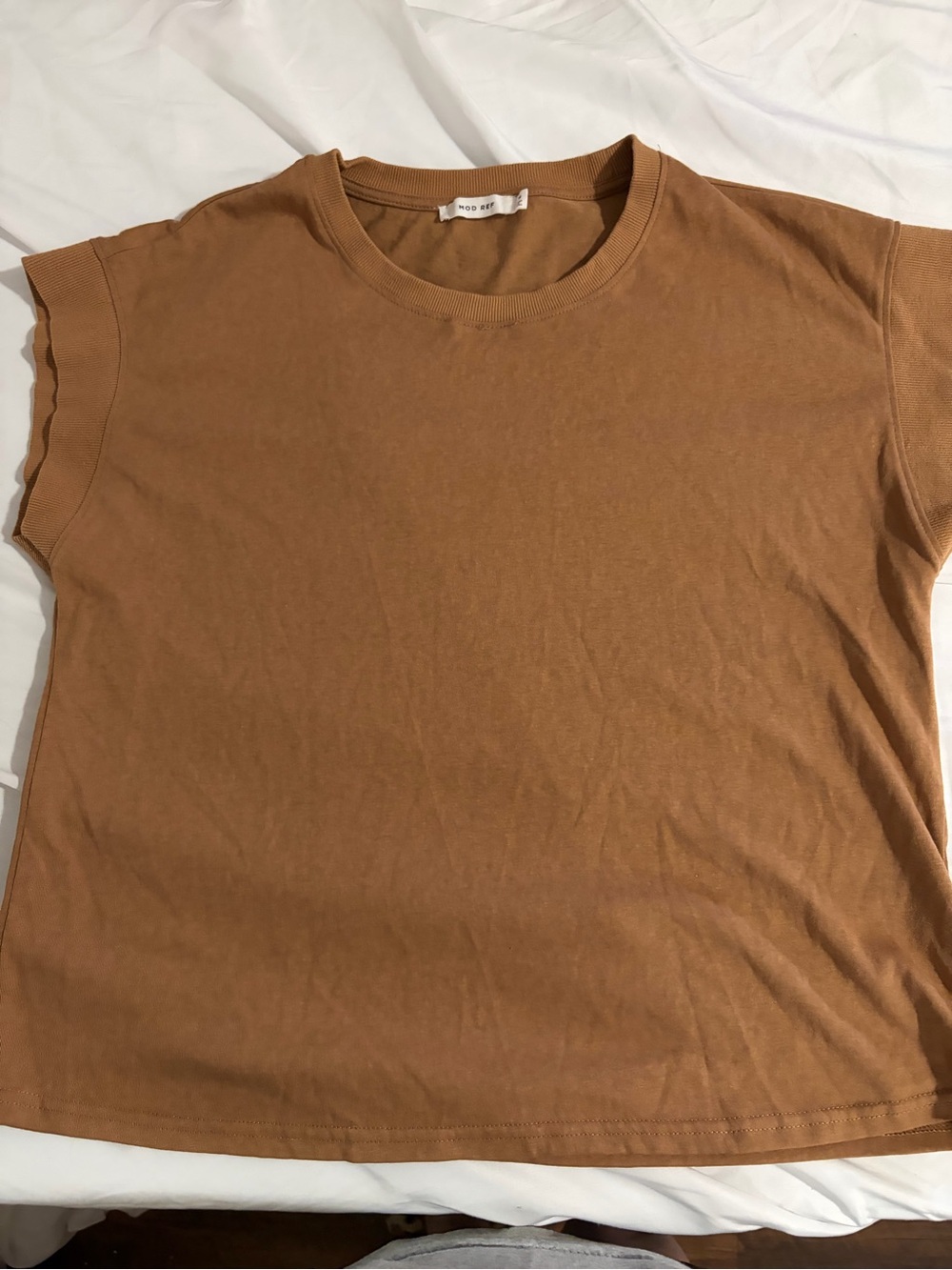 Mod Ref Caramel Brown Crew Neck Tee Size M